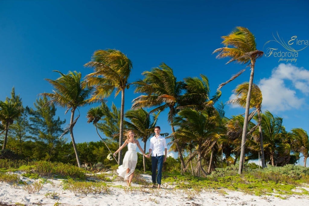 Mayan Riviera wedding photographer on beach