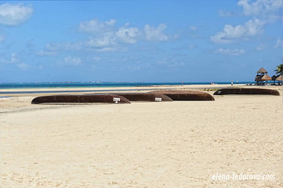 langosta beach in Cancun