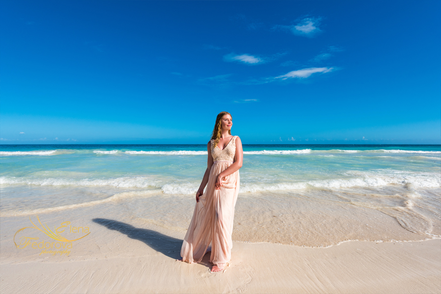 fashion photography beach model cancun