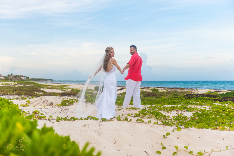 wedding ceremony beach elopement