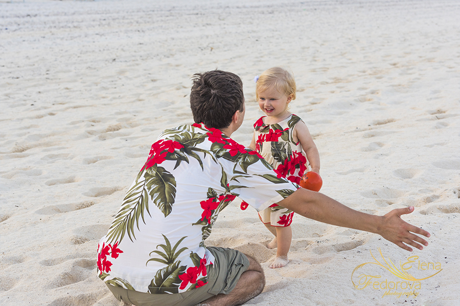 father daughter beach candid portraits