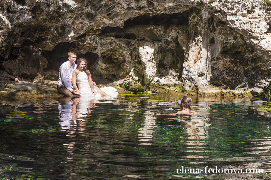 underwater photo shoot cenote