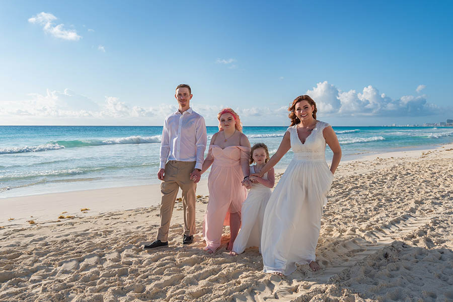 family-photos-after-vow-renewal-ceremony