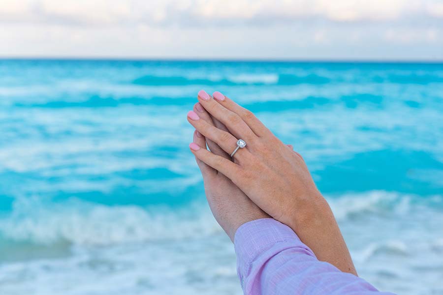 marriage-proposal-ring